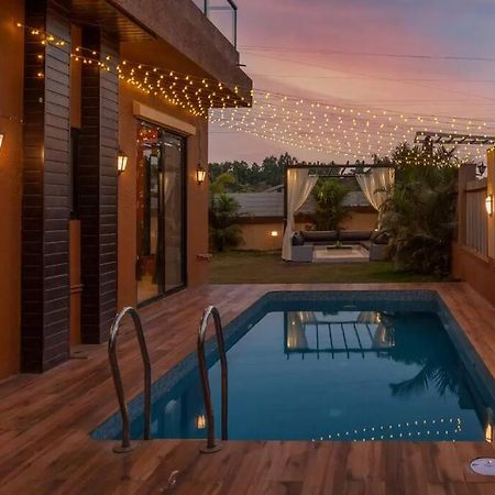 Martini Villa By Aquastay โลนาวาลา ภายนอก รูปภาพ