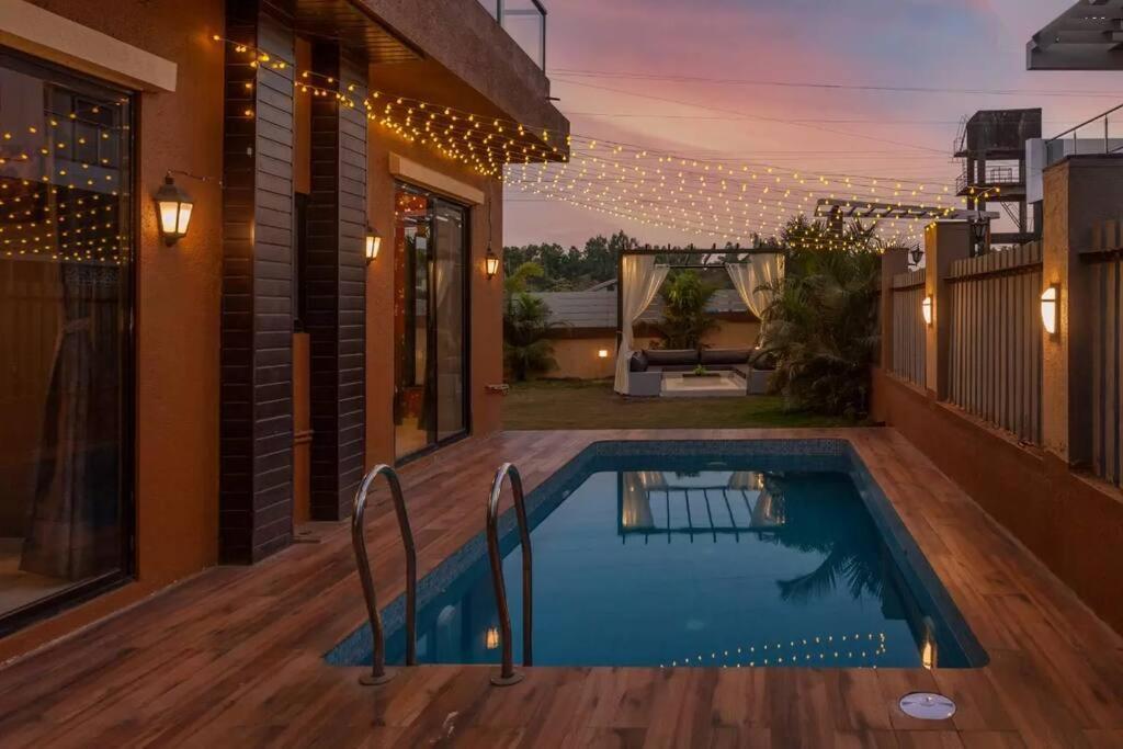 Martini Villa By Aquastay โลนาวาลา ภายนอก รูปภาพ